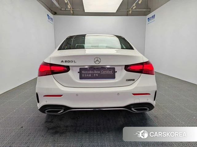Mercedes-Benz Class A 2023 Белый из Китая
