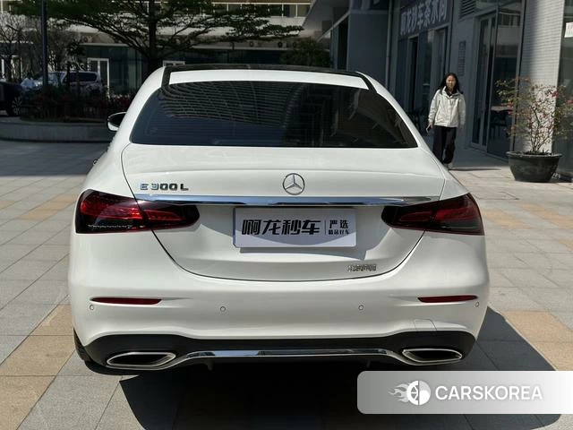 Mercedes-Benz E-class 2023 Белый из Китая