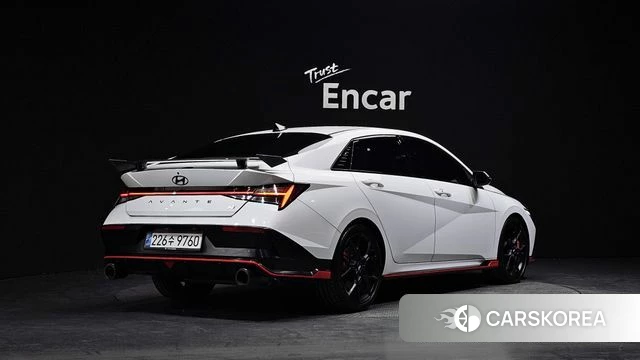 Hyundai The New Avante (CN7) 2024 Белый из Кореи