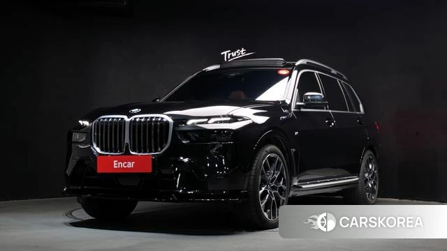 BMW X7 (G07) 2024 Черный из Кореи
