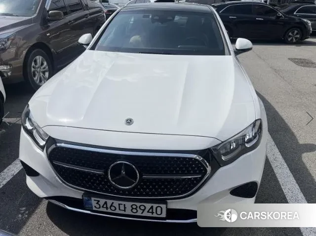 Mercedes-Benz E-Class W214 2024 Белый из Кореи