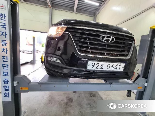 Hyundai The New Grand Starex 2018 Черный из Кореи