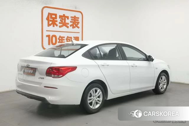 Chevrolet Kovoz 2018 Белый из Китая