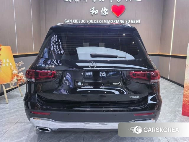 Mercedes-Benz GLB 2023 Черный из Китая