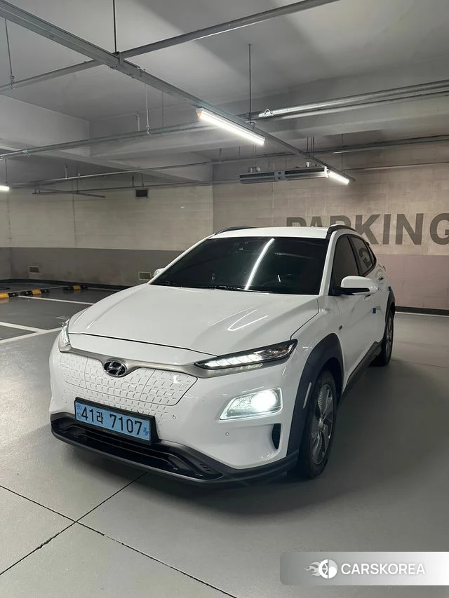 Hyundai Kona Electric 2019 Белый из Кореи