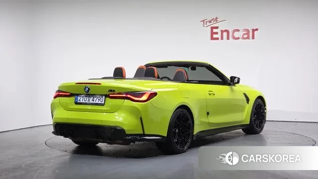 BMW M4 (G82) 2023 Светло-зеленый из Кореи