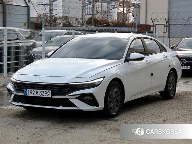 Hyundai The New Avante (CN7) 2024 Белый из Кореи