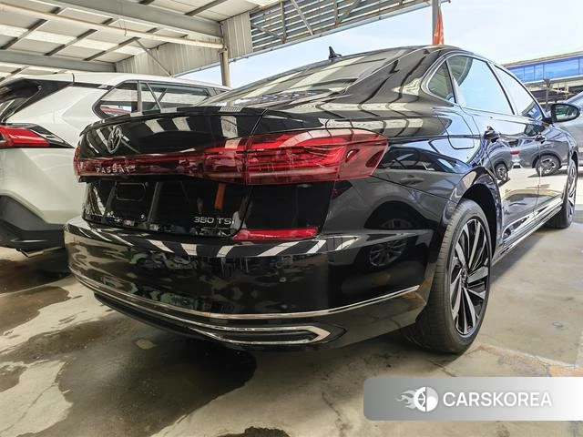 Volkswagen Passat 2026 Черный из Китая
