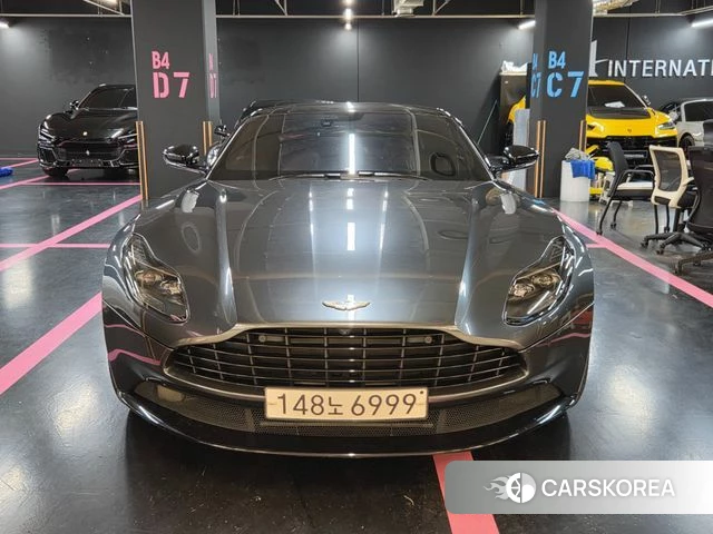 Aston Martin DB11 2019 Синий из Кореи