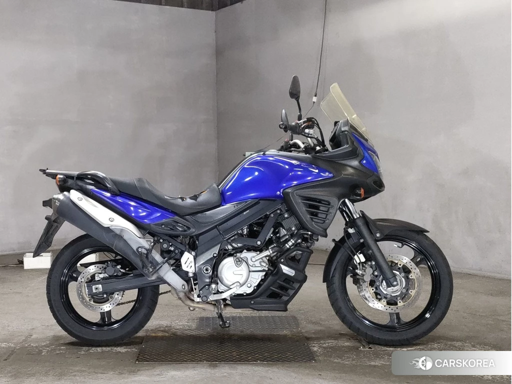 Проданный Suzuki V-STROM 650 DL650 2013 из Японии