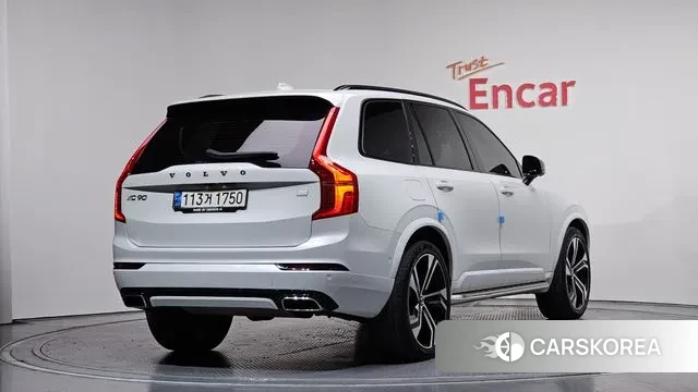 Volvo XC90 second Generation 2021 Белый из Кореи