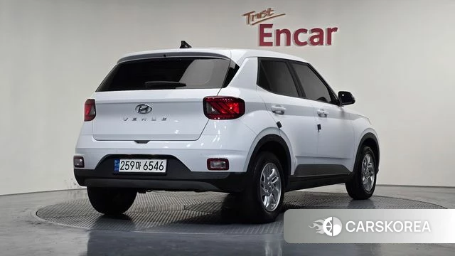 Hyundai Venue 2022 Белый из Кореи