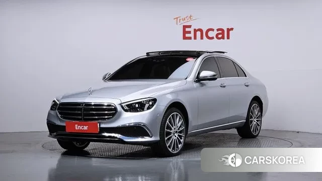 Mercedes-Benz E-Class W213 2022 Серебряный из Кореи