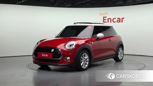 Mini Cooper D 2018 Красный из Кореи