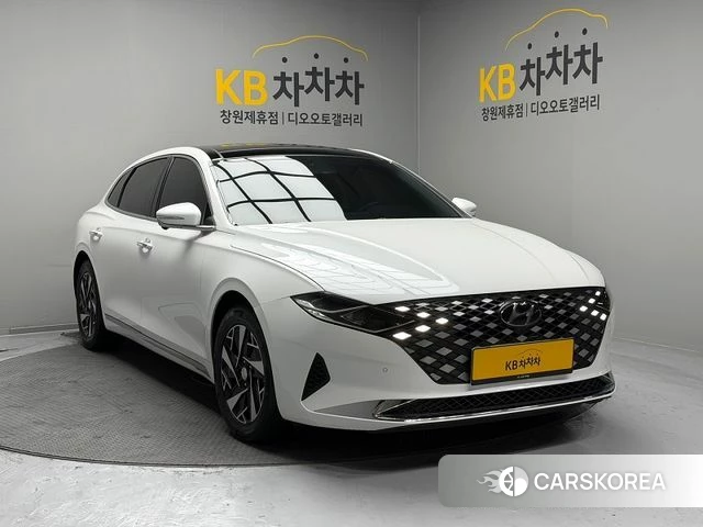 Hyundai The New Grandeur IG Hybrid 2022 Белый из Кореи