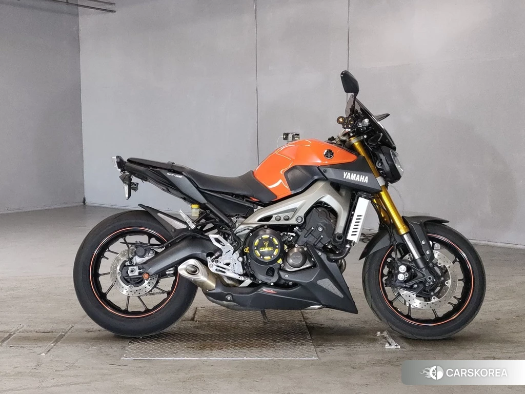 Проданный Yamaha MT-09 2015 из Японии, фото 2