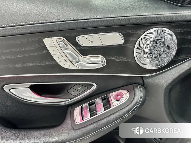 Mercedes-Benz Class C 2021 Белый из Китая