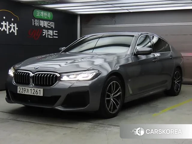 BMW 5 Series (G30) 2023 Серый из Кореи