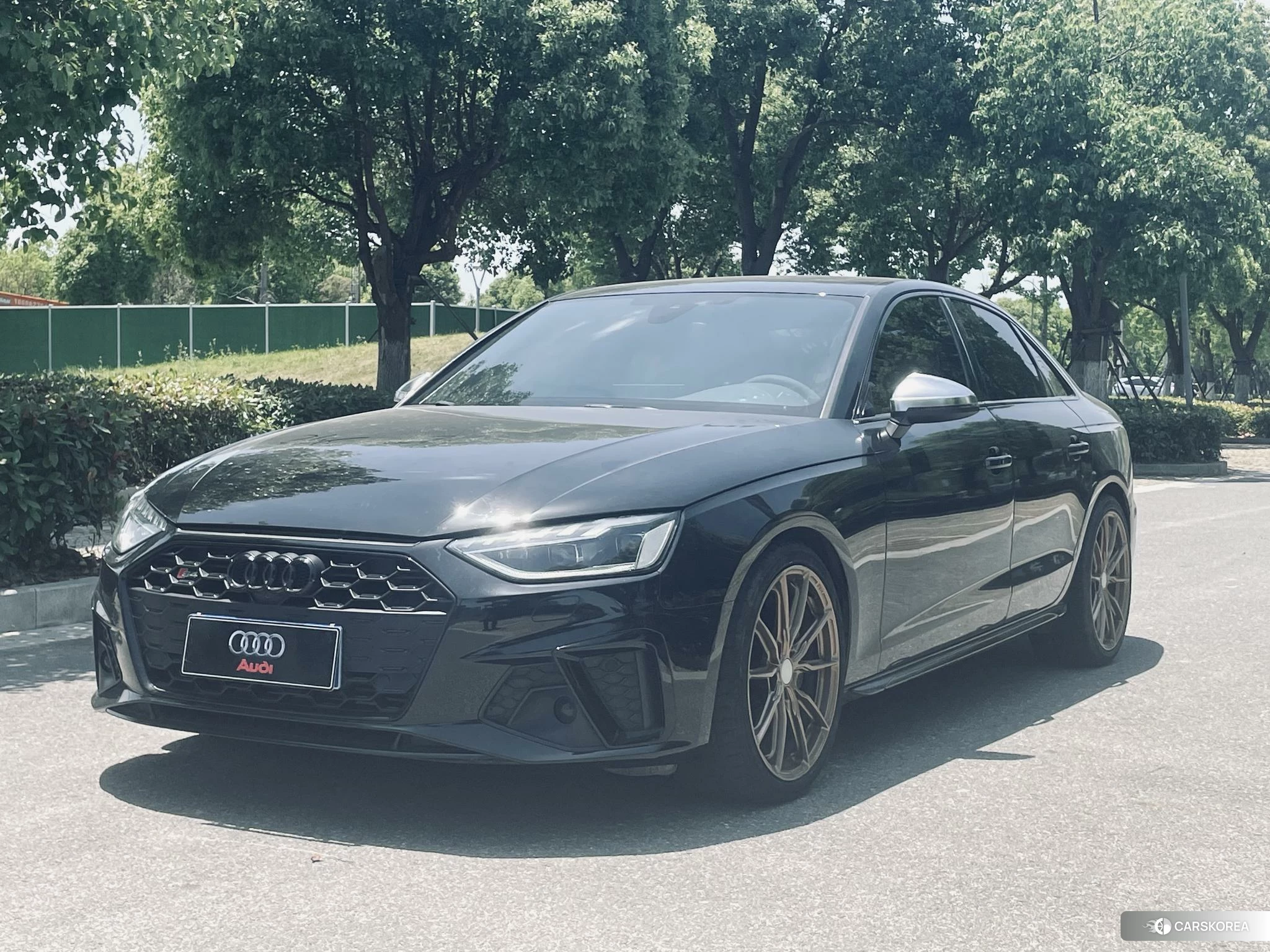 Audi S4 2020 Черный из Китая