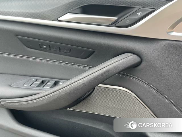 BMW 5 series (imported) 2021 Синий из Китая