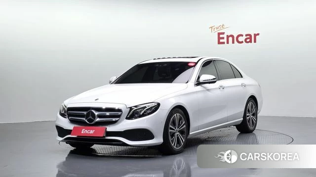 Mercedes-Benz E-Class W213 2020 Белый из Кореи