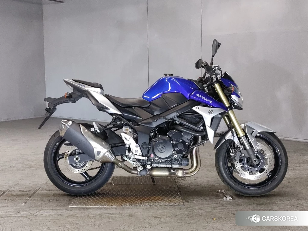 Проданный Suzuki GSR750 2014 из Японии