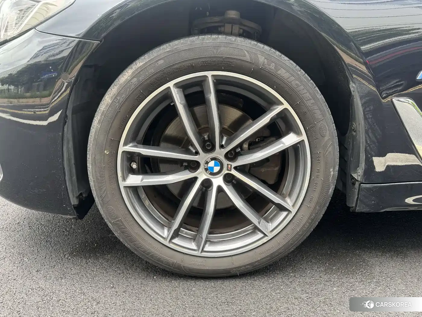 BMW 5 series 2023 Черный из Китая