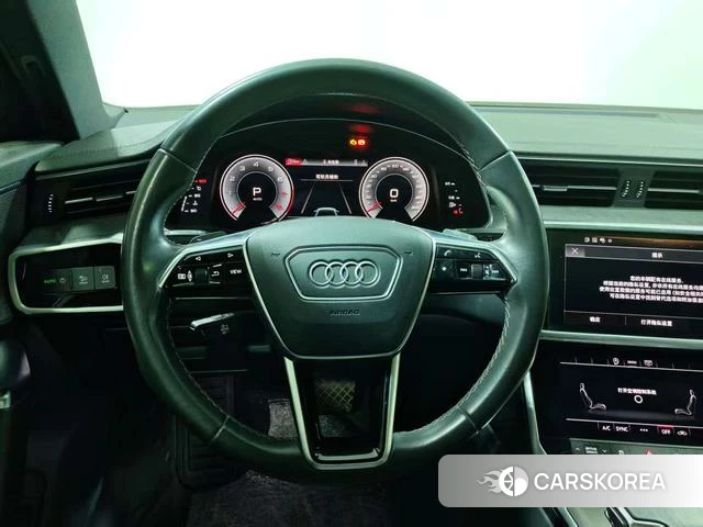 Audi A6L 2021 Черный из Китая