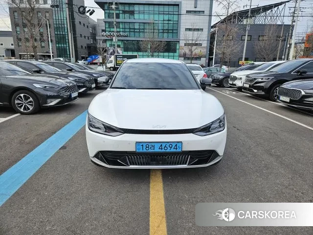 Kia EV6 2022 Белый из Кореи