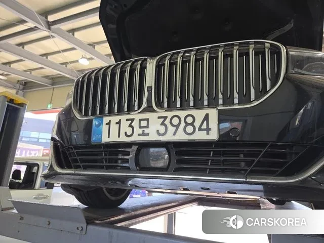 BMW 7 Series (G11) 2022 Черный из Кореи