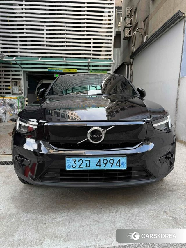 Volvo C40 Richards 2023 Черный двухцветный из Кореи