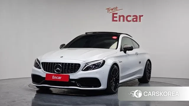 Mercedes-Benz C-Class W205 2018 Белый из Кореи