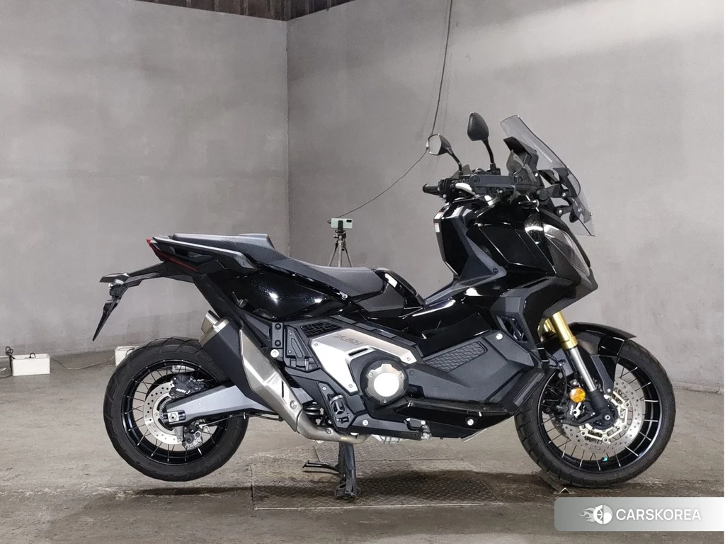 Проданный Honda X-ADV 750 2022 из Японии, фото 2
