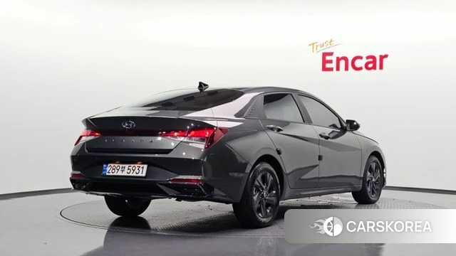 Hyundai Avante (CN7) 2023 Серый из Кореи