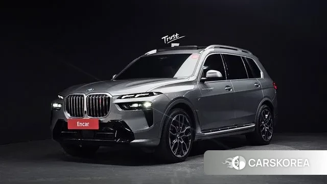 BMW X7 (G07) 2023 Серый из Кореи