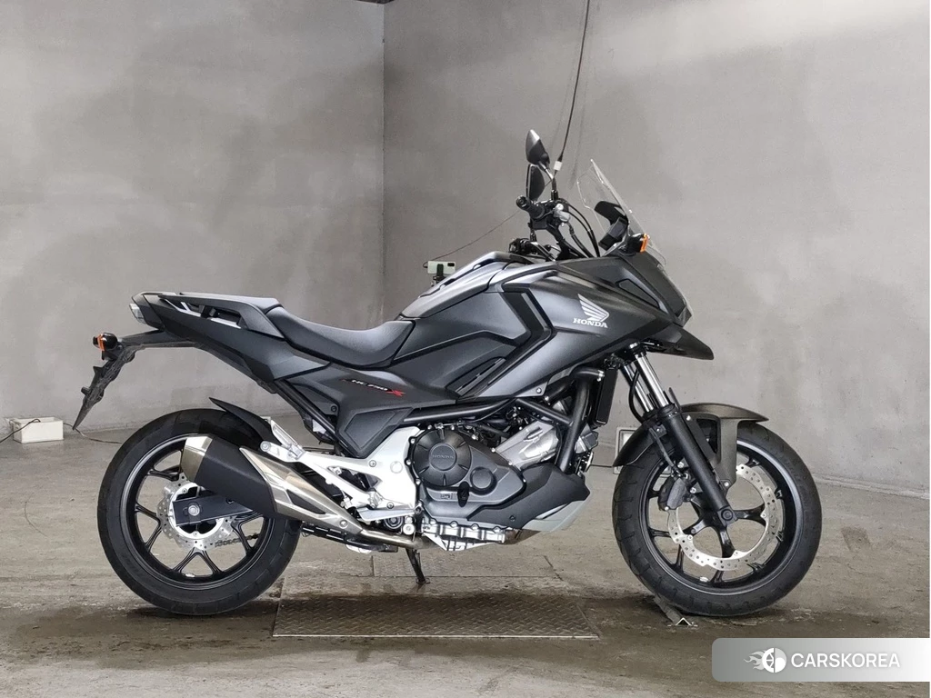 Проданный Honda NC750X 2017 из Японии