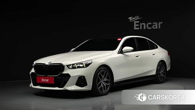 BMW 5 Series (G60) 2026 Белый из Кореи