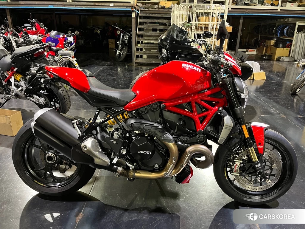 Проданный Ducati MONSTER 1200 R 2017 из Японии