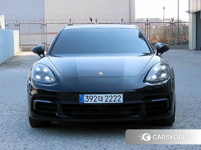 Porsche Panamera (971) 2020 Черный из Кореи