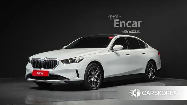 BMW 5 Series (G60) 2023 Белый из Кореи