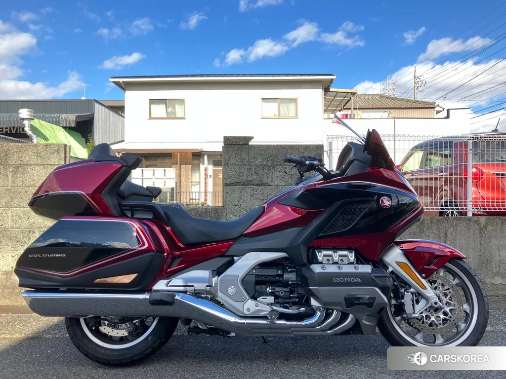 Проданный Honda GL1800 TOUR DCT 2020 из Японии, фото 2