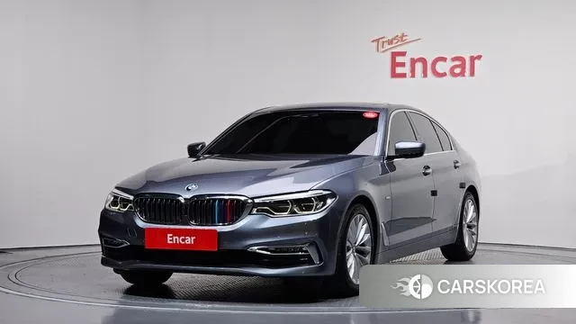 BMW 5 Series (G30) 2018 Светло-серебряный цвет из Кореи