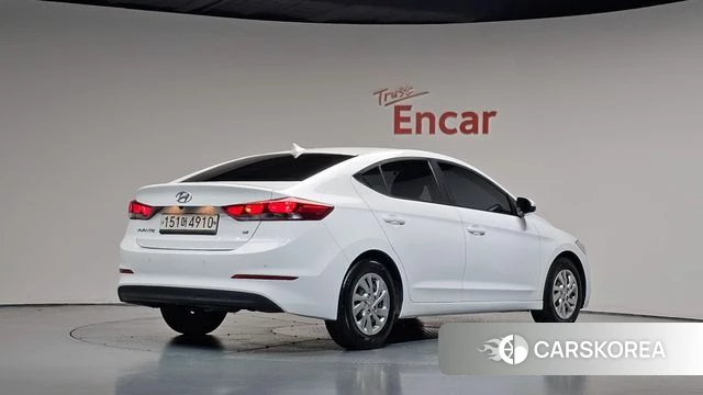 Hyundai Avante AD 2018 Белый из Кореи