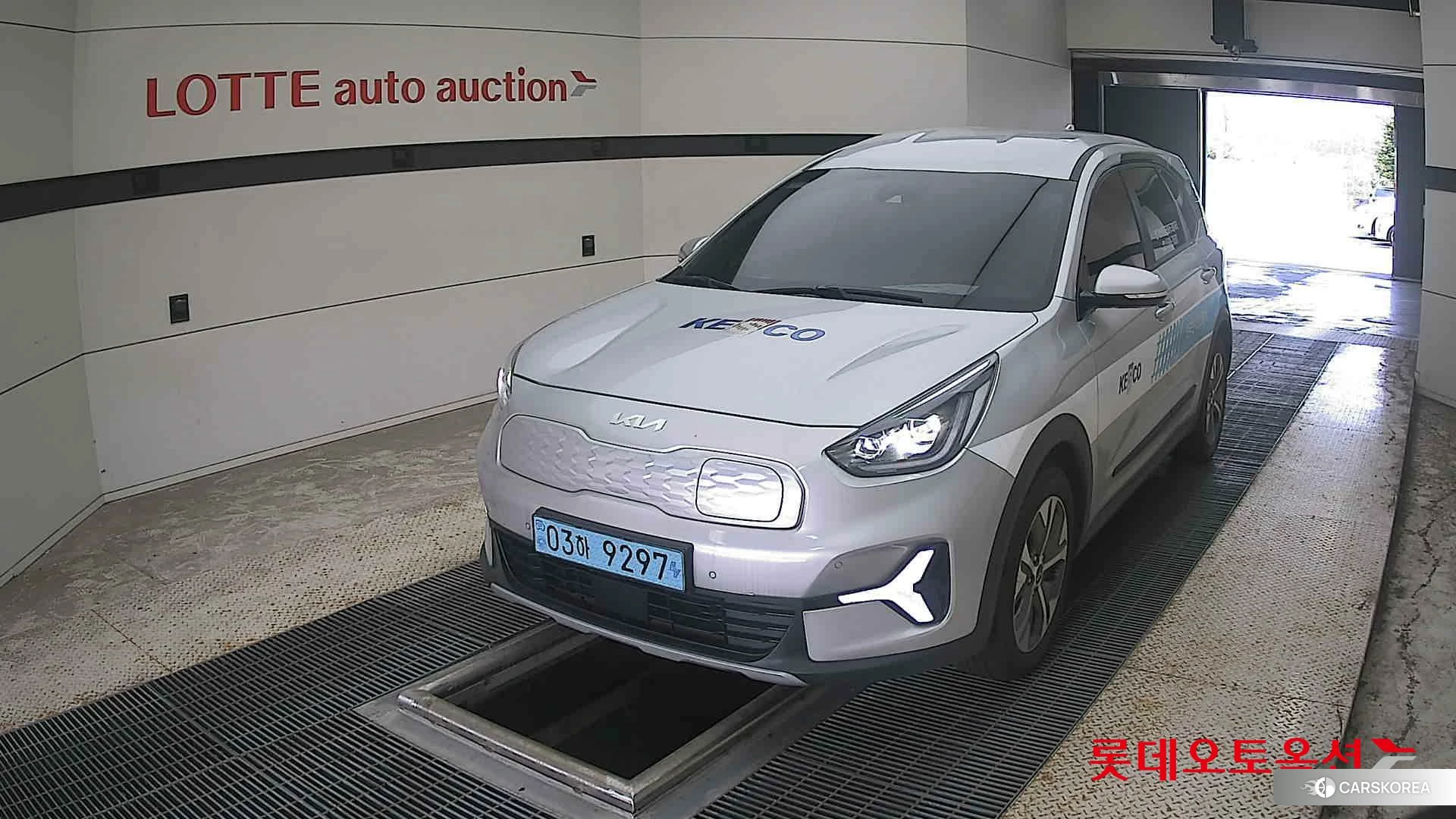 Kia Niro Plus 2023 Sparkling Silver из Кореи