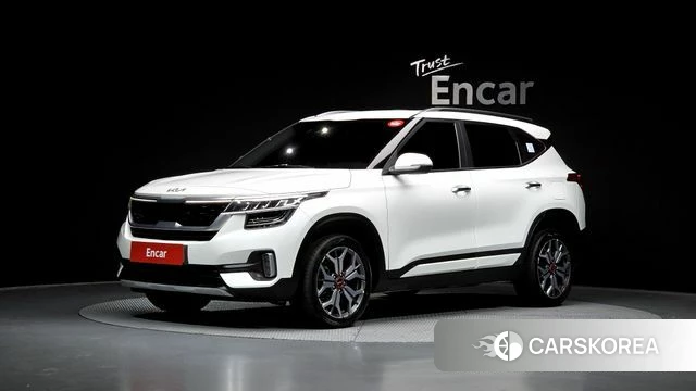 Kia Seltos 2022 Белый из Кореи