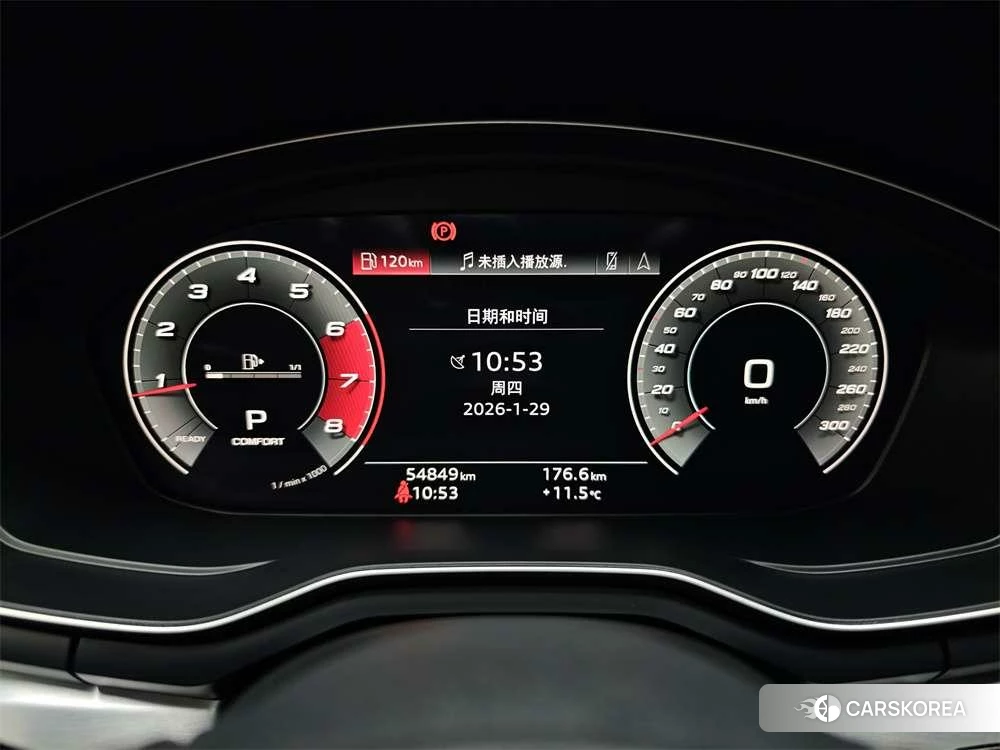 Audi A4L 2020 Темно-серый из Китая