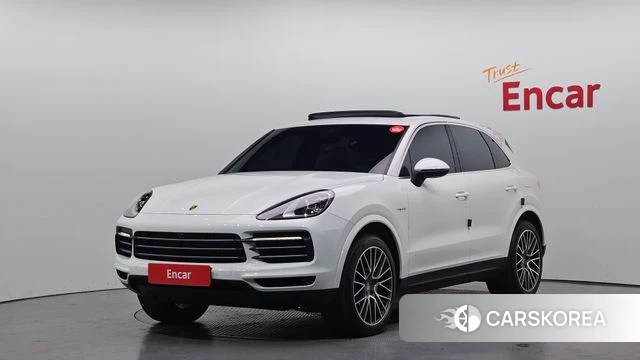 Porsche Cayenne (PO536) 2021 Белый из Кореи