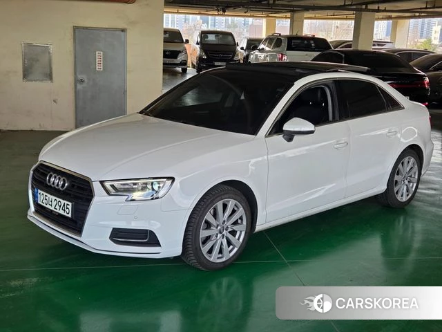 Audi New A3 2018 Белый из Кореи