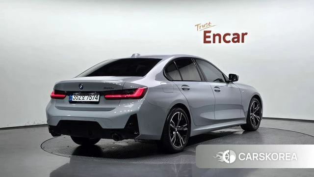 BMW 3 Series (G20) 2026 Светло-серебряный цвет из Кореи