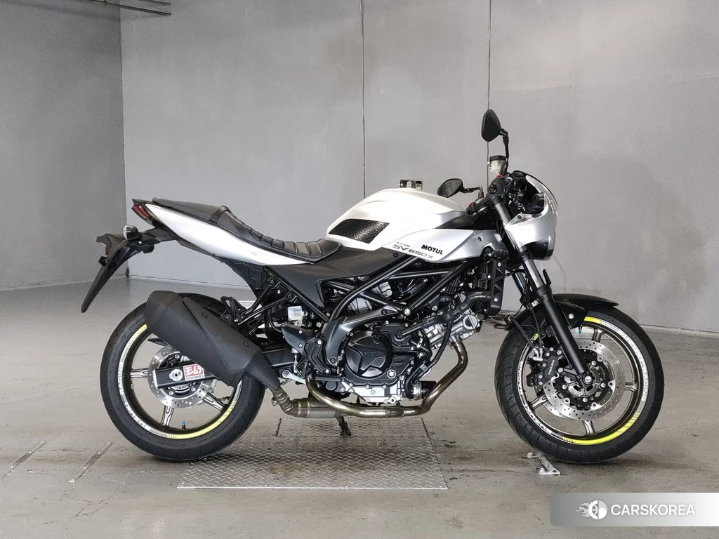 Проданный Suzuki SV650X 2023 из Японии, фото 2